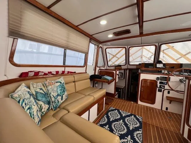 Landsend Yacht Photos Pics 