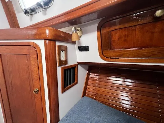 Landsend Yacht Photos Pics 