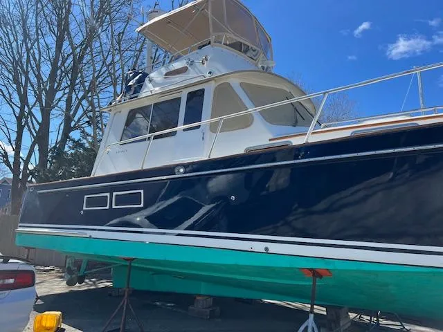 Landsend Yacht Photos Pics 