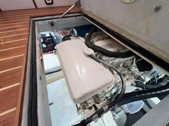 Landsend Yacht Photos Pics 