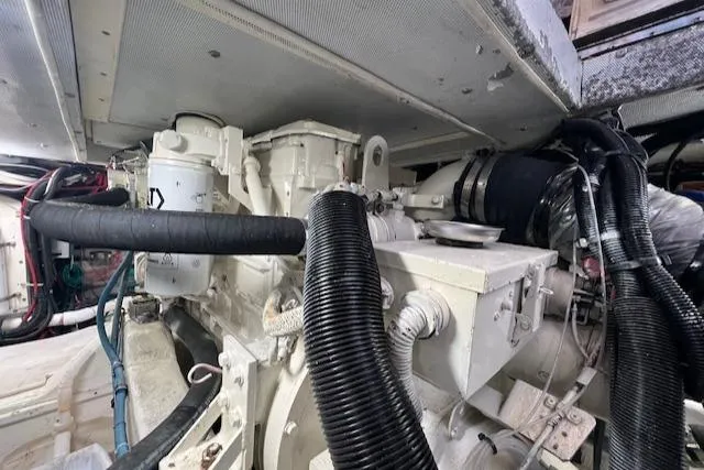 Landsend Yacht Photos Pics 