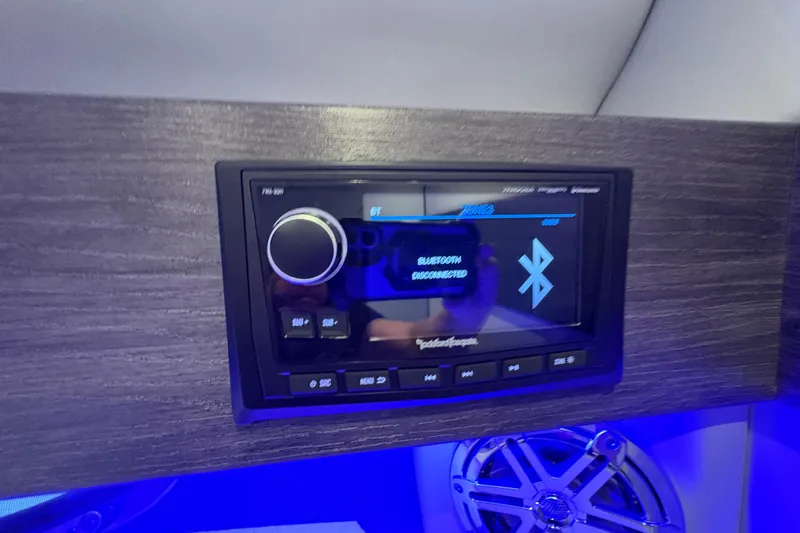  Yacht Photos Pics 2021 Formula 330 Crossover Bowrider I/O stereo system with Bluetooth connectivity.