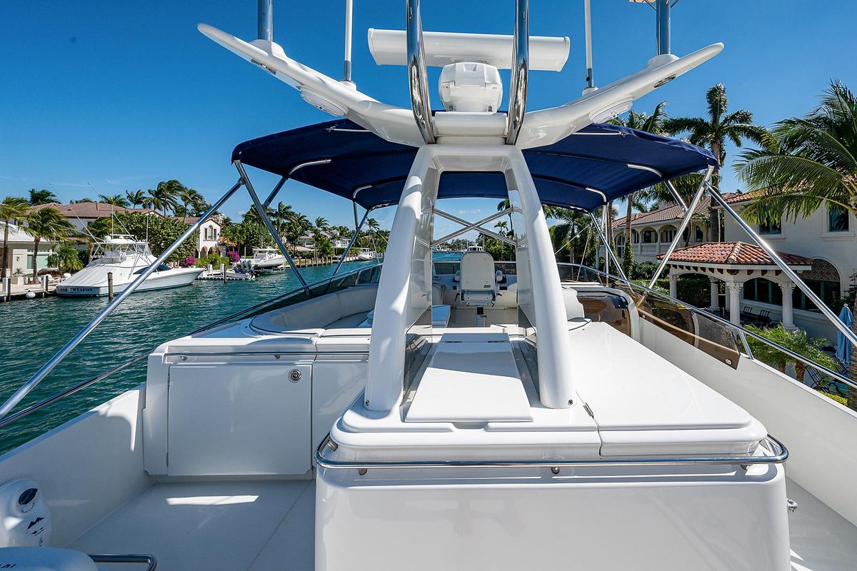 2000 Viking 72 