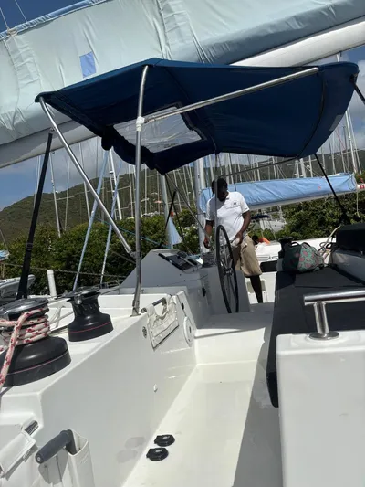 King Lewis Yacht Photos Pics King Lewis - Helm View