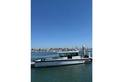 Axopar 28 Cabin BRABUS Trim Wet Bar