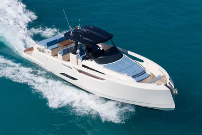 2026 Cayman Yachts 400 WA