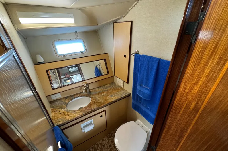 Reel Amnesia Yacht Photos Pics 