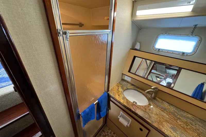 Reel Amnesia Yacht Photos Pics 