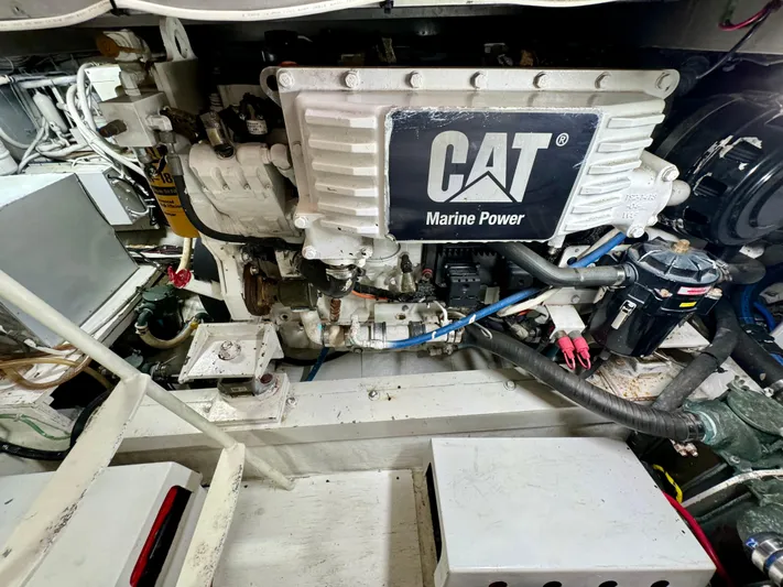 Reel Amnesia Yacht Photos Pics 