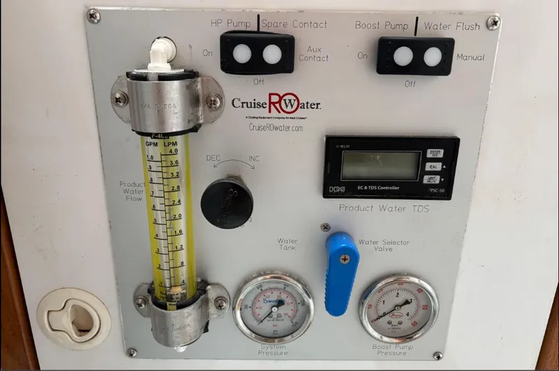 Turtle Speed Yacht Photos Pics 