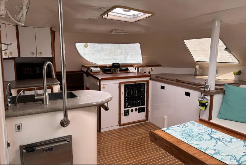 Turtle Speed Yacht Photos Pics 