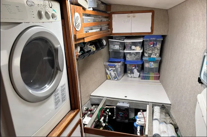 Turtle Speed Yacht Photos Pics 