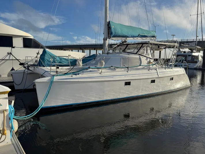 Turtle Speed Yacht Photos Pics 