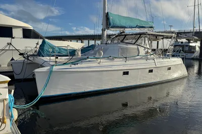 Manta 40'