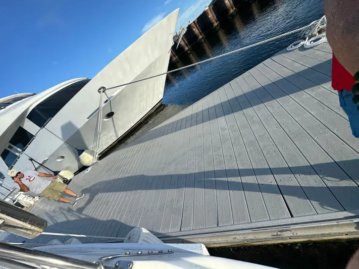 Turtle Speed Yacht Photos Pics 