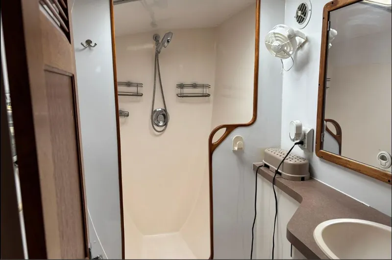 Turtle Speed Yacht Photos Pics 