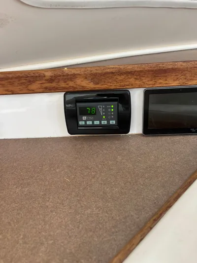 Turtle Speed Yacht Photos Pics 