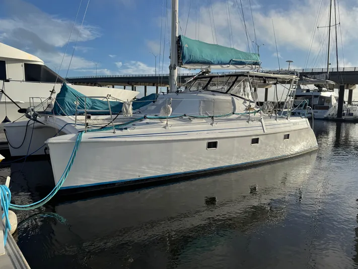 Turtle Speed Yacht Photos Pics 
