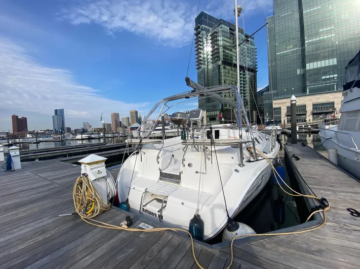  Yacht Photos Pics 2005 Hunter 41AC - Catherine Alease