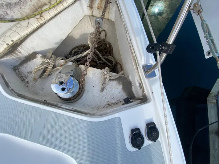  Yacht Photos Pics 2005 Hunter 41AC - Catherine Alease