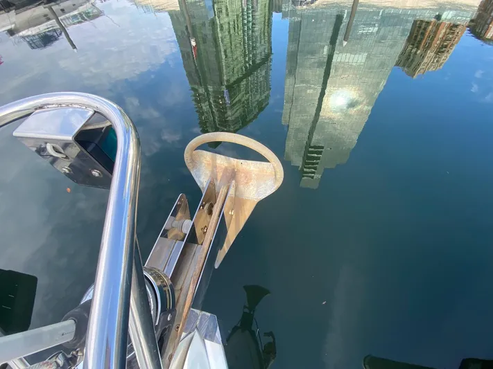  Yacht Photos Pics 2005 Hunter 41AC - Catherine Alease