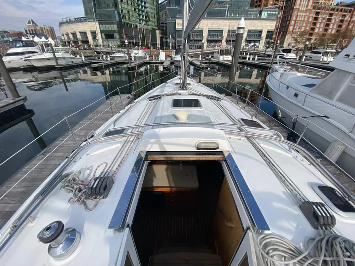  Yacht Photos Pics 2005 Hunter 41AC - Catherine Alease