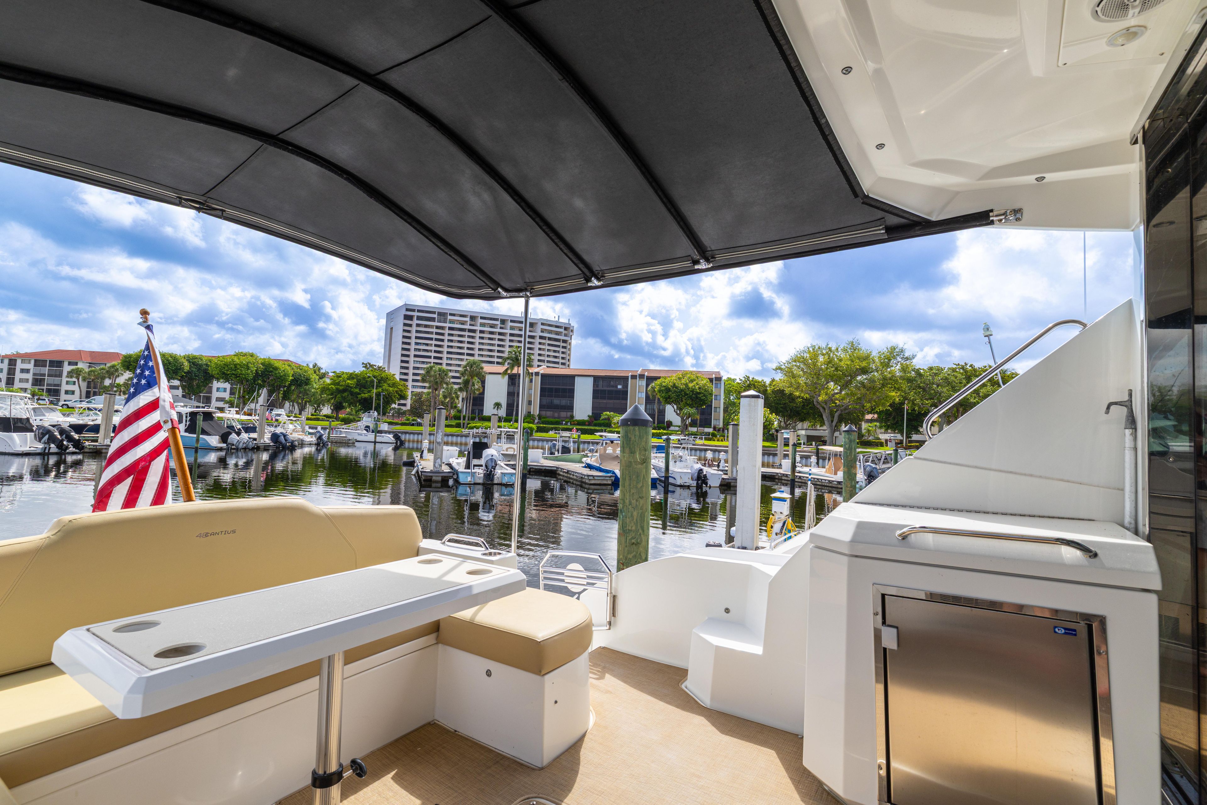 Yacht