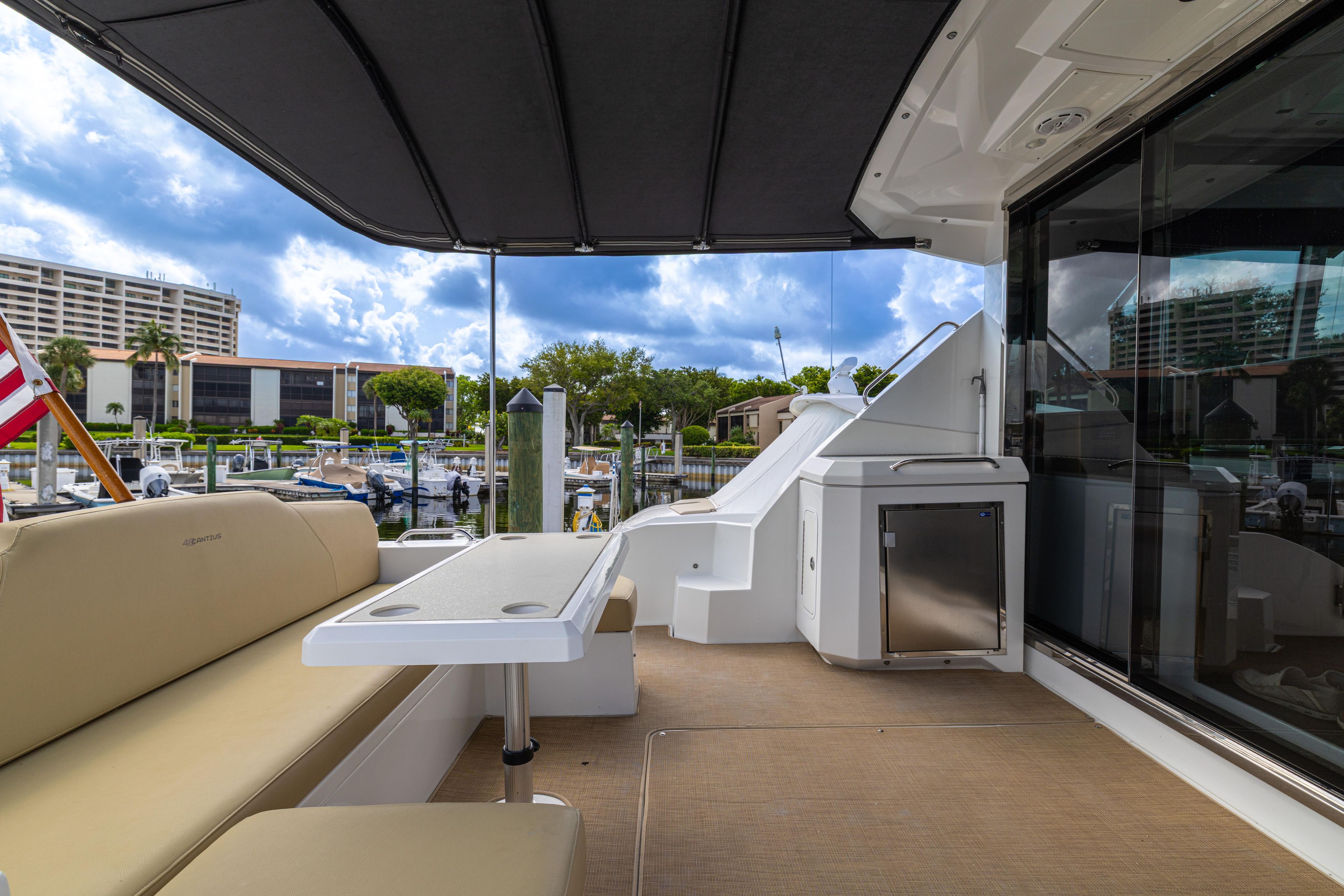 Yacht