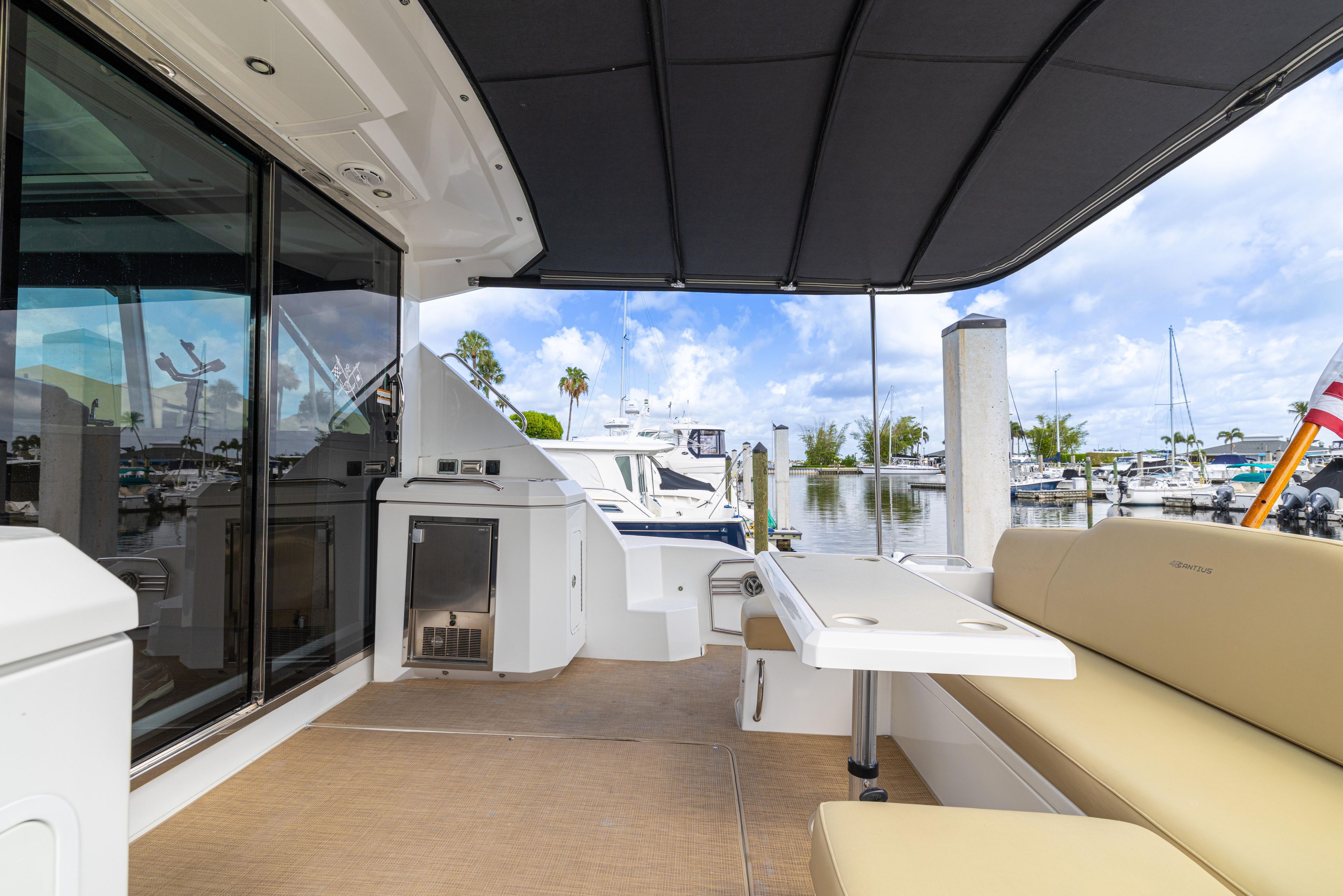Yacht