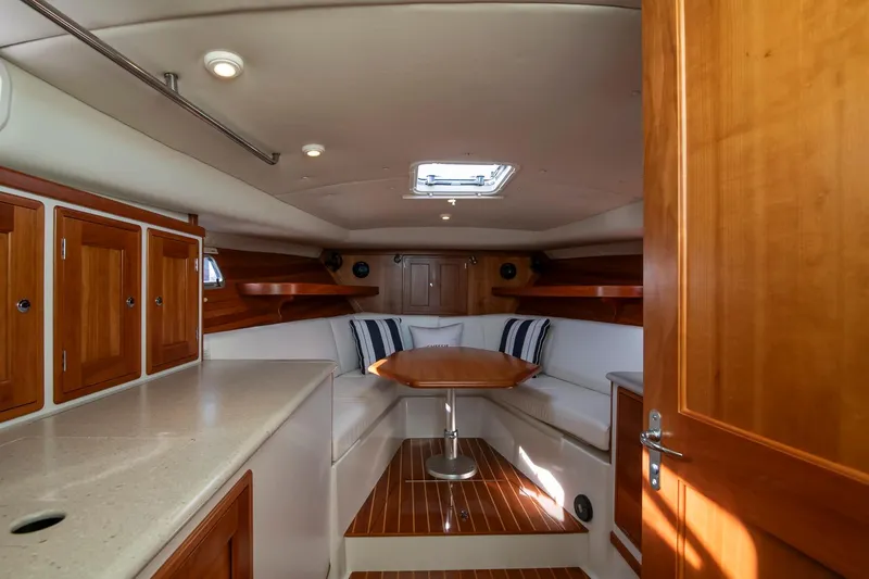 Chessie Yacht Photos Pics 