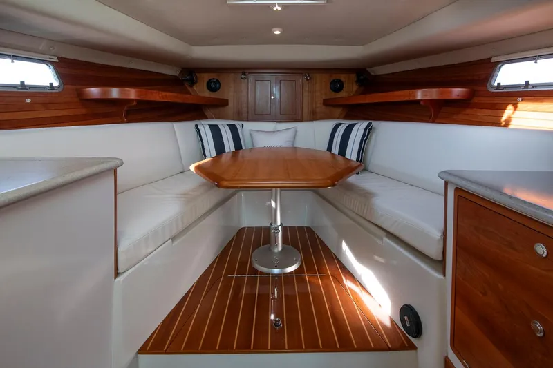 Chessie Yacht Photos Pics 