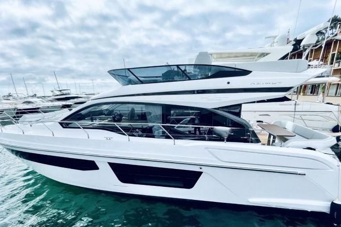 2022 Azimut 55 