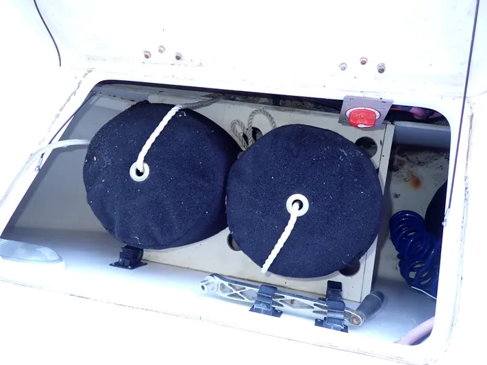 Chillaxin Yacht Photos Pics 