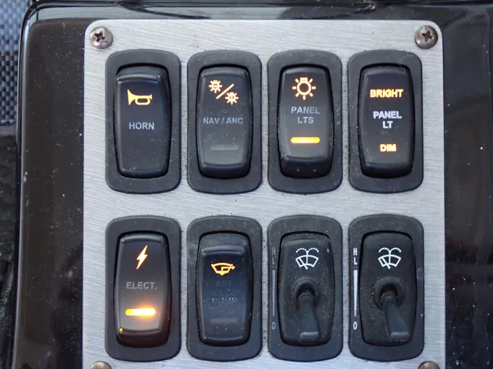 Chillaxin Yacht Photos Pics 