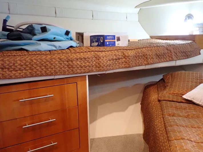 Chillaxin Yacht Photos Pics 