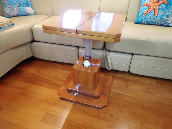 Chillaxin Yacht Photos Pics 