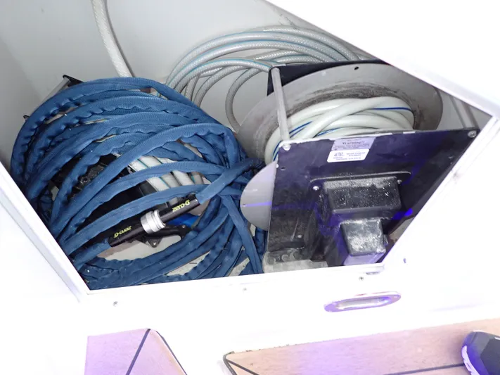 Chillaxin Yacht Photos Pics 