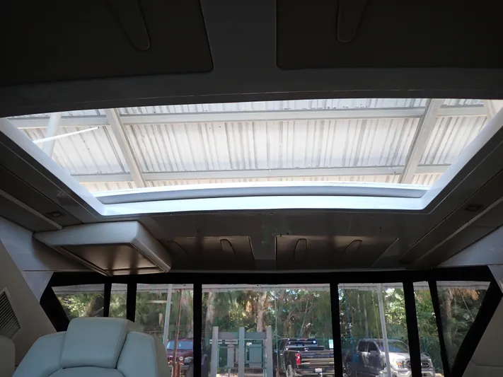 Chillaxin Yacht Photos Pics 