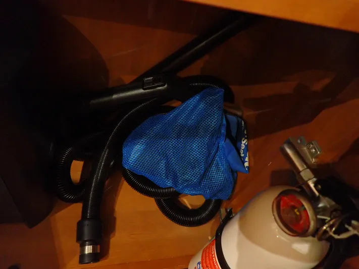 Chillaxin Yacht Photos Pics 