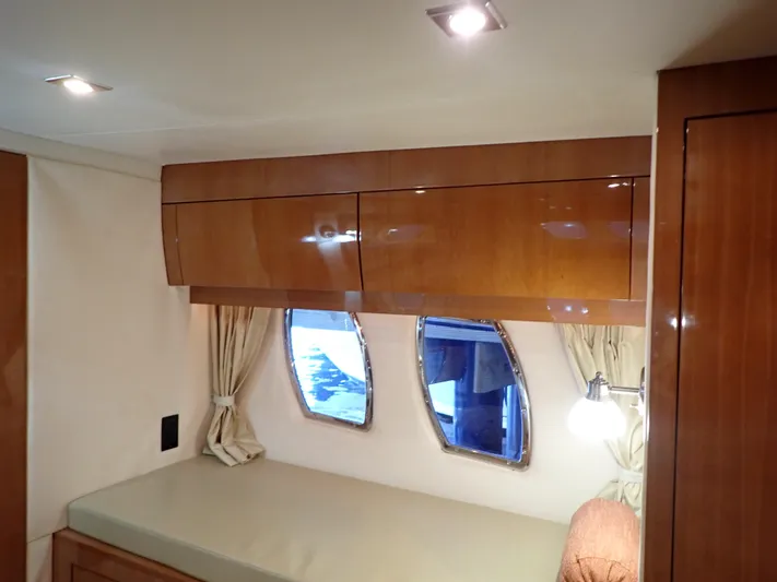 Chillaxin Yacht Photos Pics 