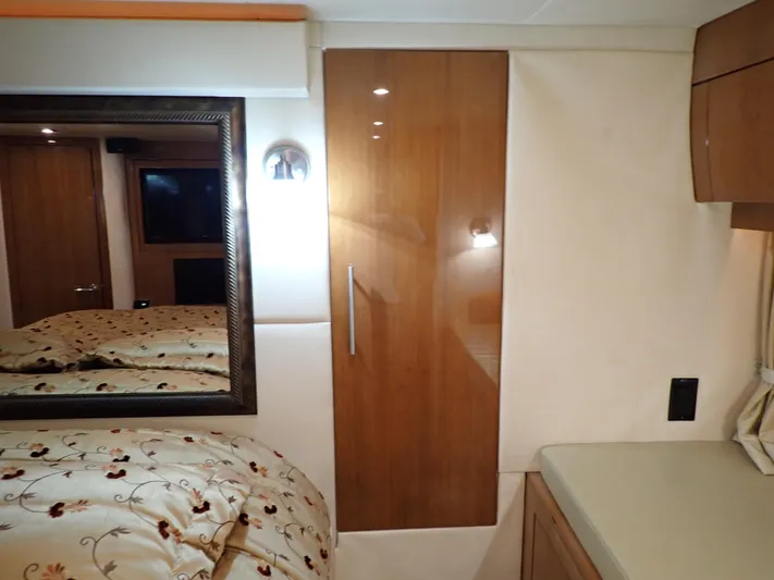 Chillaxin Yacht Photos Pics 