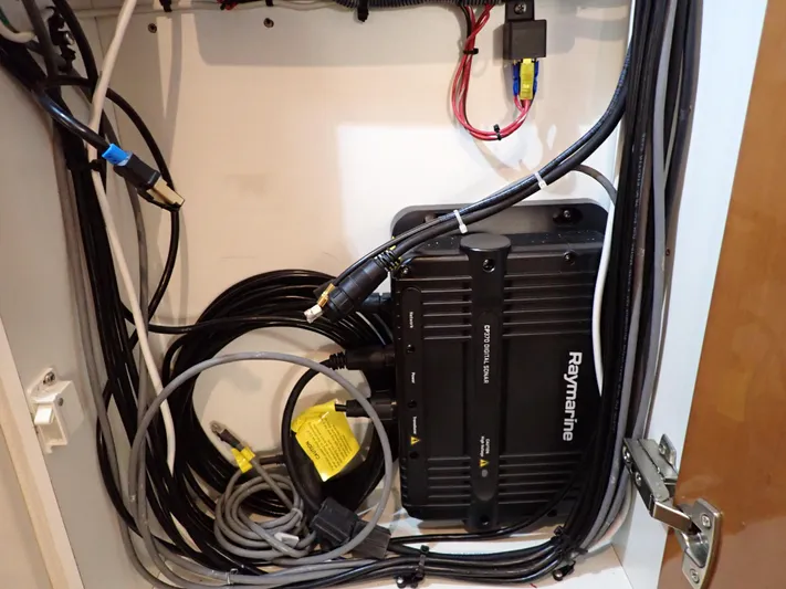 Chillaxin Yacht Photos Pics 