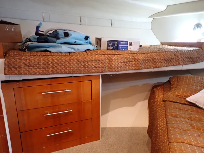 Chillaxin Yacht Photos Pics 