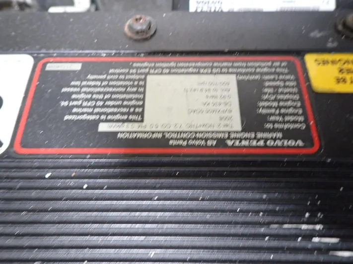 Chillaxin Yacht Photos Pics 