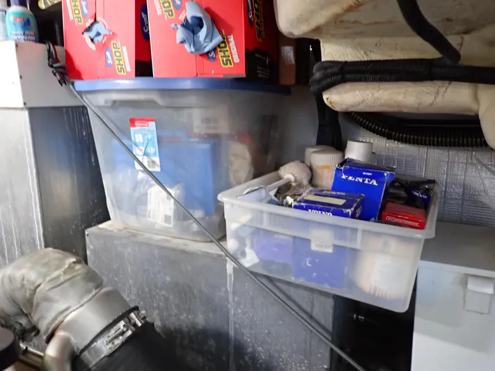 Chillaxin Yacht Photos Pics 