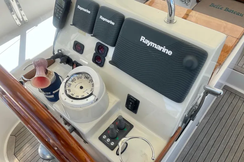  Yacht Photos Pics Cockpit of 1997 Gozzard 44 sailboat with Raymarine navigation equipment.