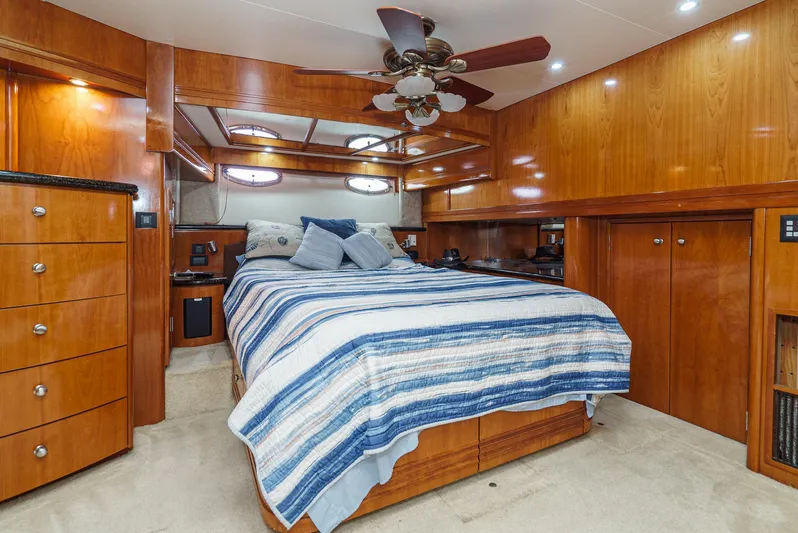 Love On The Docks Yacht Photos Pics 