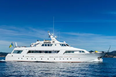 1983 Benetti Custom