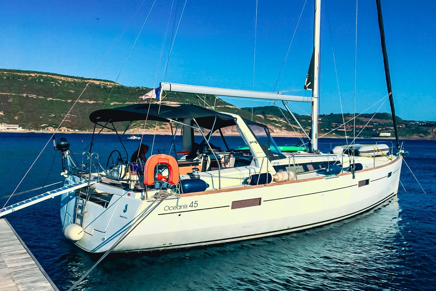 2012 Beneteau Oceanis 45