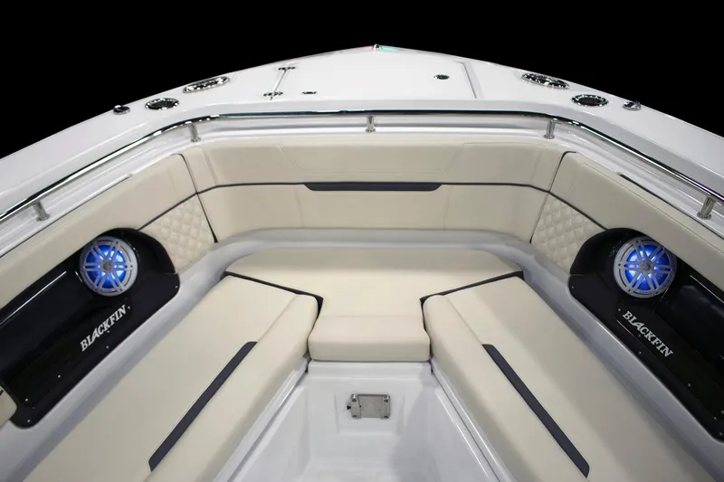  Yacht Photos Pics Manufacturer Provided Image